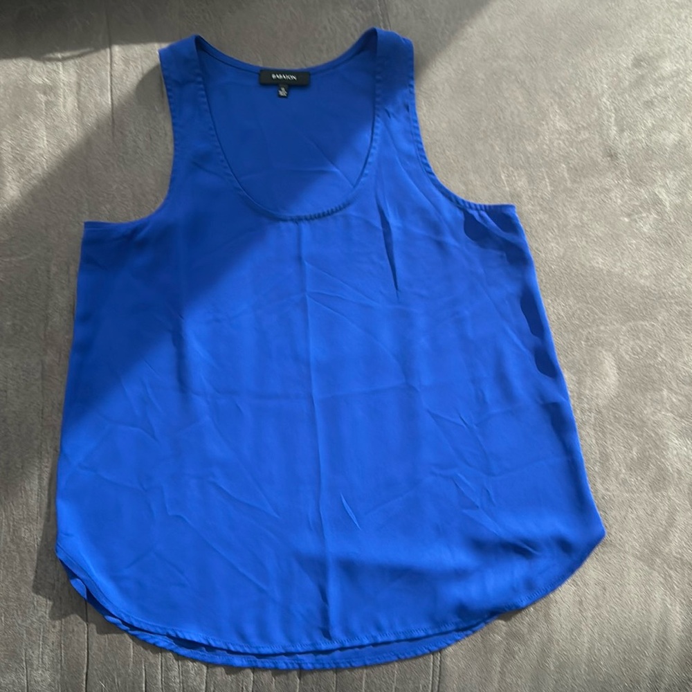 Banatom blue sleeveless blouse